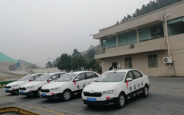 怎么样才能当驾校教练员 56e0a3387c3f4f4abb9e29995aaa0a2d.jpg!640.400